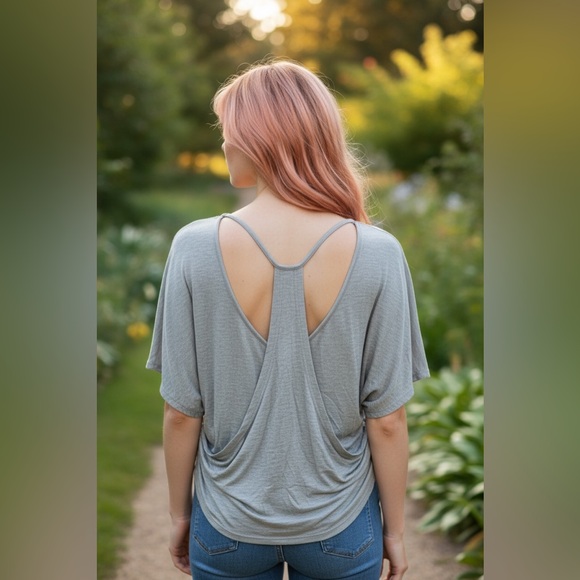 POL Tops - NWOT Small POL Gray Women's Top with Back Cut Outs